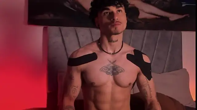 Thomas Fit1 online show from November 25, 2025, 1:28 am