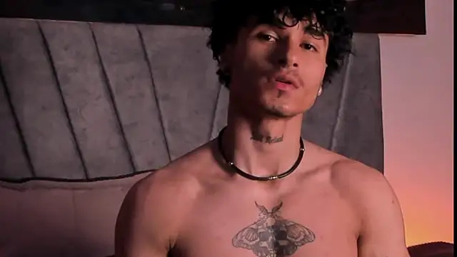 Thomas Fit1 online show from November 7, 2025, 5:01 am