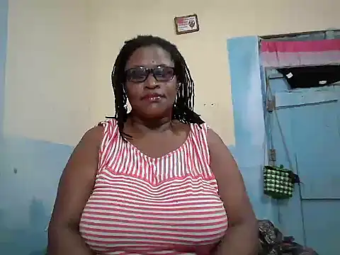 Snapshot of sexy_bigboobss chatting on November 24, 2025, 6:13 am sexy bigboobss online show from November 24, 2025, 6:13 am