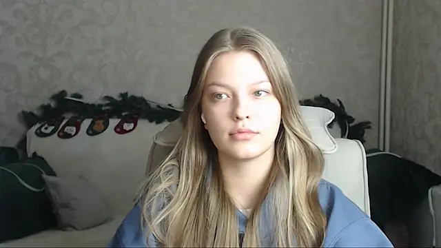 Snapshot of EmySway chatting on January 24, 2025, 2:41 pm EmySway online show from January 24, 2025, 2:41 pm