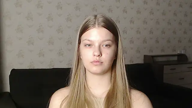 Snapshot of EmySway chatting on February 11, 2025, 9:31 am EmySway online show from February 11, 2025, 9:31 am