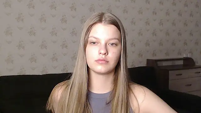 Snapshot of EmySway chatting on February 23, 2025, 9:05 pm EmySway online show from February 23, 2025, 9:05 pm