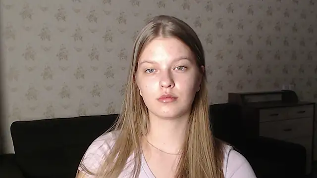 Snapshot of EmySway chatting on January 20, 2025, 8:07 pm EmySway online show from January 20, 2025, 8:07 pm