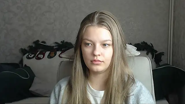 Snapshot of EmySway chatting on January 26, 2025, 5:23 am EmySway online show from January 26, 2025, 5:23 am