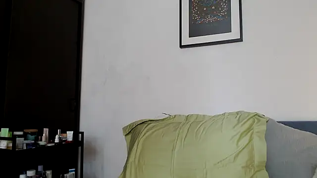 Snapshot of Scarlettford chatting on May 26, 2026, 12:03 pm Scarlettford online show from May 26, 2026, 12:03 pm