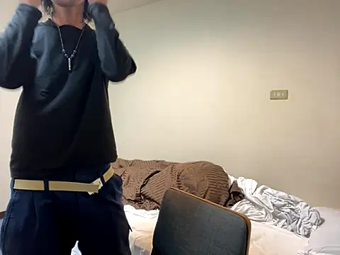 Snapshot of Katakuriko-Denpun chatting on November 5, 2025, 11:35 am Katakuriko-Denpun online show from November 5, 2025, 11:35 am