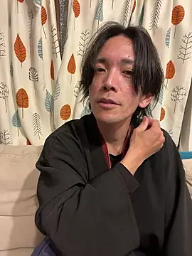 Snapshot of Katakuriko-Denpun chatting on February 24, 2026, 1:45 pm Katakuriko-Denpun online show from February 24, 2026, 1:45 pm