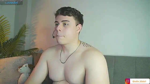 Snapshot of odin_blake chatting on January 9, 2025, 2:22 am odin blake online show from January 9, 2025, 2:22 am