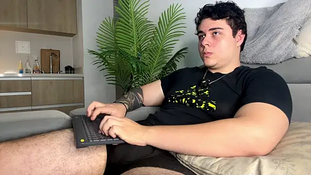 Snapshot of odin_blake chatting on July 16, 2026, 4:59 pm odin blake online show from July 16, 2026, 4:59 pm