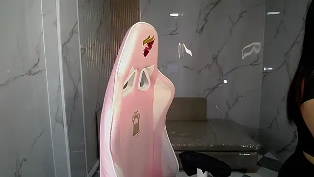 skeler lovd b  online show from November 7, 2025, 12:53 pm