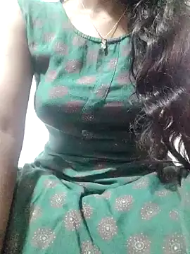 rituporna2004 online show from January 29, 2025, 3:54 am