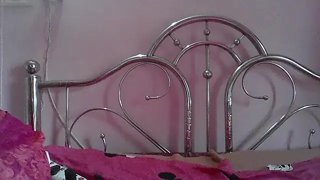 my-laila online show from October 8, 2025, 8:05 am