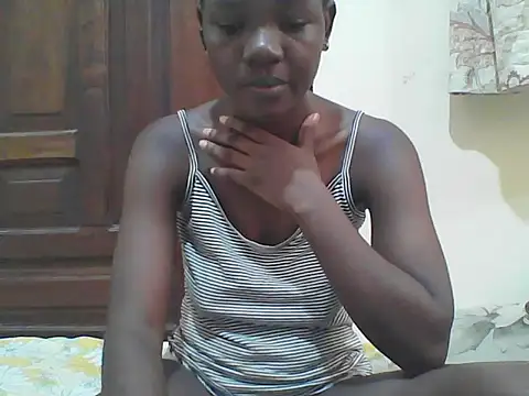 Snapshot of Ebony_Sweetcandy chatting on February 19, 2026, 2:36 pm Ebony Sweetcandy online show from February 19, 2026, 2:36 pm