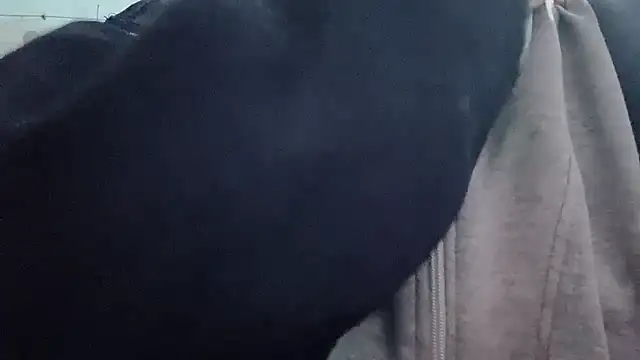 Baenee online show from November 28, 2025, 4:01 am