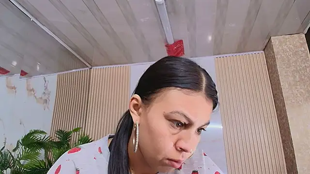 Snapshot of Juliet_Nasty chatting on November 6, 2025, 11:36 am Juliet Nasty online show from November 6, 2025, 11:36 am