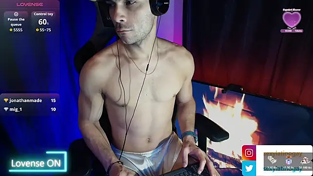 sexyboycolombi4 online show from February 24, 2026, 7:09 am