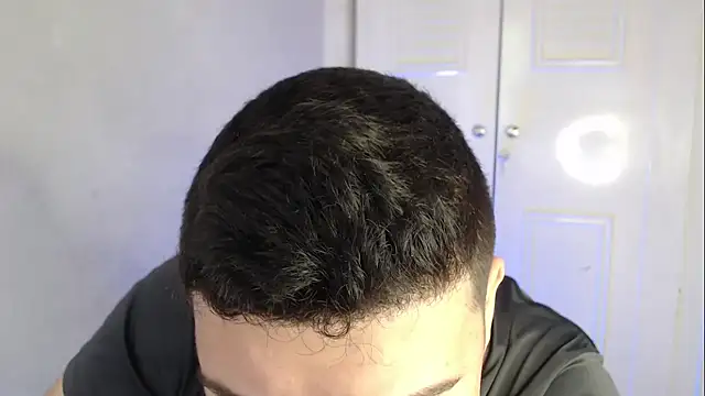 Plug Control online show from October 16, 2025, 2:03 pm