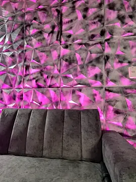 Courtney gonet online show from November 20, 2025, 1:45 pm