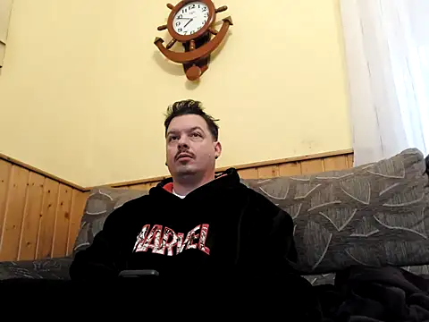 Snapshot of Jose_HotLatino chatting on February 6, 2026, 8:32 am Jose HotLatino online show from February 6, 2026, 8:32 am