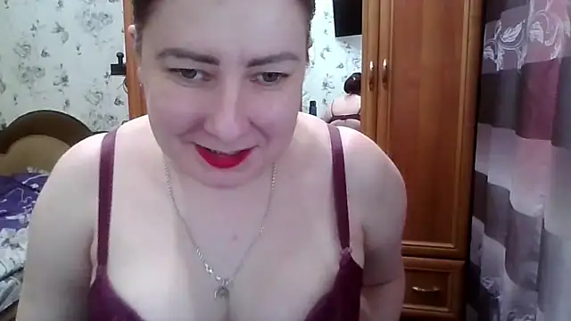 SophieNightAh online show from February 18, 2026, 6:26 pm