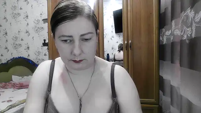 SophieNightAh online show from January 11, 2026, 12:34 pm