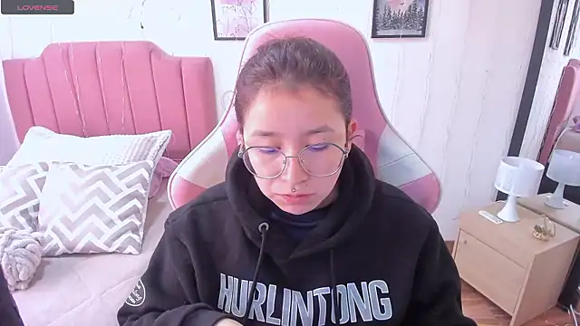 Amy joones online show from January 8, 2026, 12:44 pm