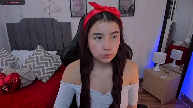 Amy joones online show from February 2, 2026, 12:37 pm