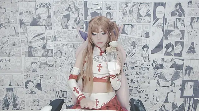 Snapshot of Miahparker chatting on October 14, 2025, 4:46 am Miahparker online show from October 14, 2025, 4:46 am