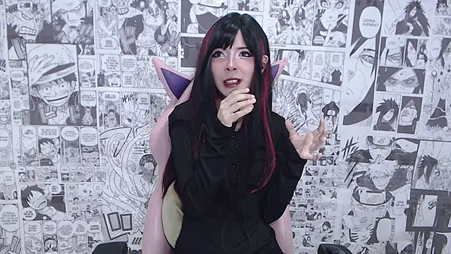 Miahparker online show from April 7, 2026, 5:20 am