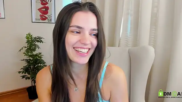 SuzyJamess online show from March 14, 2025, 7:15 am