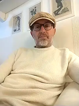 Snapshot of MadProfessor chatting on October 30, 2025, 10:57 am MadProfessor online show from October 30, 2025, 10:57 am