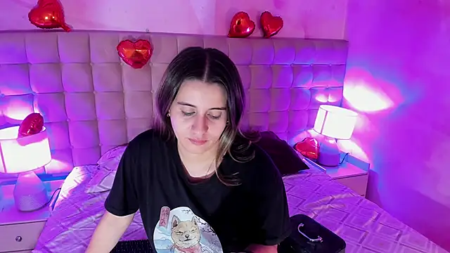 LanaHerondale online show from February 18, 2025, 2:38 pm