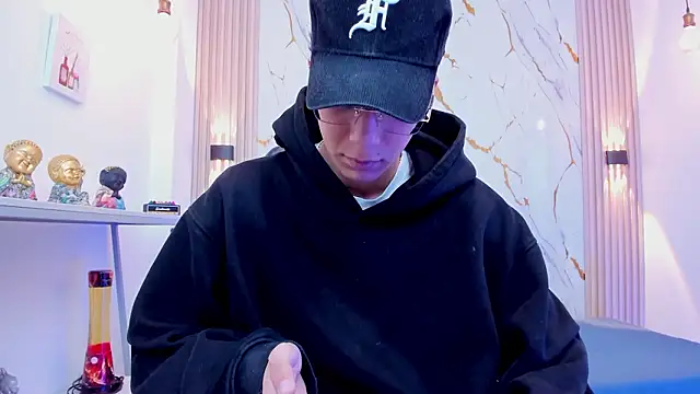 Snapshot of Nikolay_Gregori chatting on February 4, 2026, 3:56 am Nikolay Gregori online show from February 4, 2026, 3:56 am