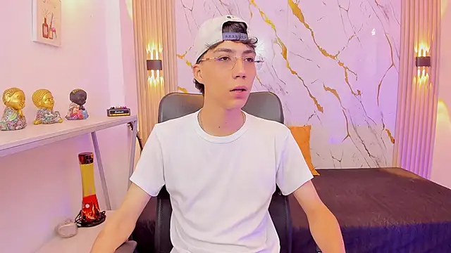 Snapshot of Nikolay_Gregori chatting on February 5, 2026, 4:19 am Nikolay Gregori online show from February 5, 2026, 4:19 am