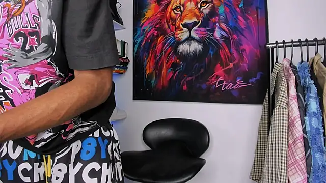 Snapshot of Pantera_black_21 chatting on November 19, 2025, 10:10 pm Pantera black 21 online show from November 19, 2025, 10:10 pm