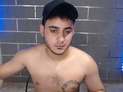 xxxxhotxoxo online show from June 4, 2026, 4:55 pm