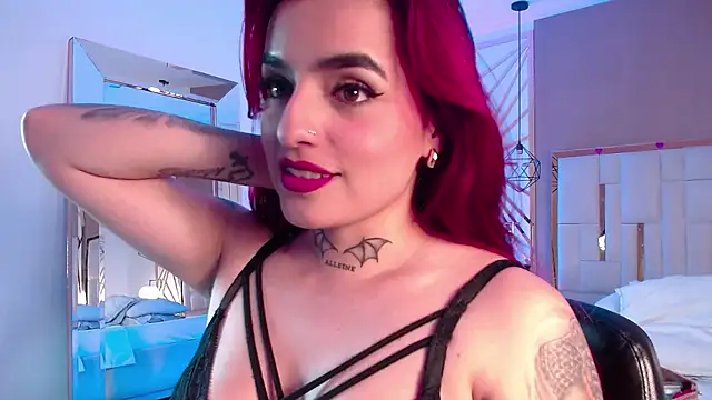 Snapshot of valeriee_millerr_ chatting on March 4, 2025, 6:18 pm valeriee millerr online show from March 4, 2025, 6:18 pm