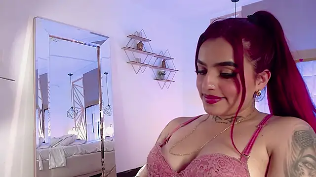 Snapshot of valeriee_millerr_ chatting on February 19, 2025, 9:58 pm valeriee millerr online show from February 19, 2025, 9:58 pm