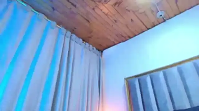 Eda Bonne online show from April 1, 2026, 11:33 am