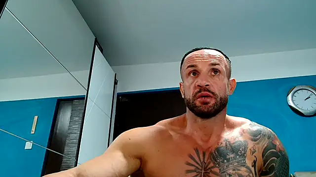Magnificmuscles89 online show from September 27, 2025, 11:11 pm