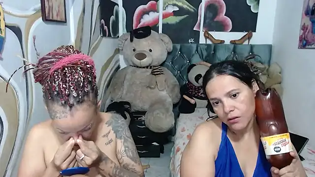 Snapshot of manzanahot9 chatting on July 15, 2026, 12:23 pm manzanahot9 online show from July 15, 2026, 12:23 pm