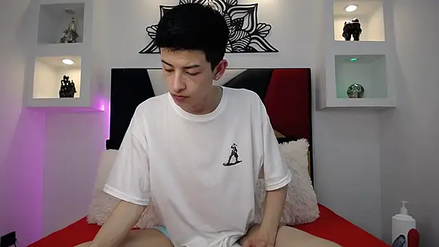 MaikCarver online show from February 4, 2025, 9:07 am