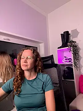 AnnikaRose online show from January 10, 2026, 7:53 pm