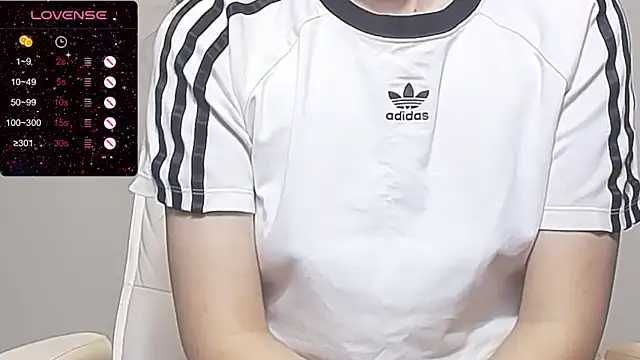 Snapshot of RRUUBBYYY chatting on February 4, 2026, 7:58 am RRUUBBYYY online show from February 4, 2026, 7:58 am