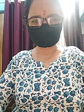 Aishwaryaa 69 online show from October 2, 2025, 4:16 am