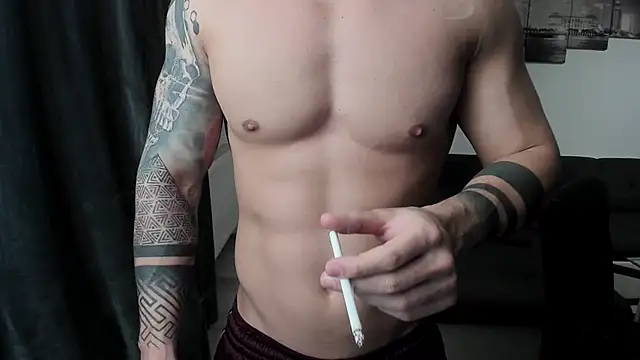 Snapshot of Richarddarell1 chatting on November 13, 2025, 6:17 am Richarddarell1 online show from November 13, 2025, 6:17 am