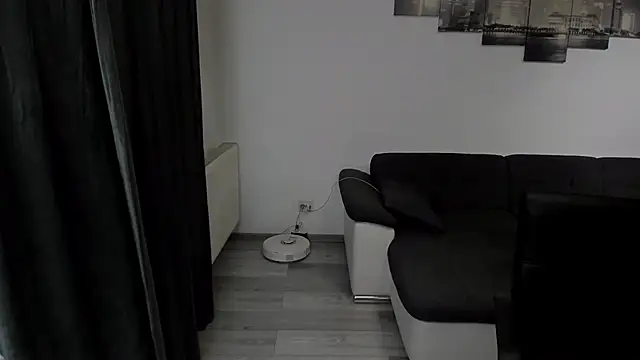 Snapshot of Richarddarell1 chatting on November 18, 2025, 5:55 am Richarddarell1 online show from November 18, 2025, 5:55 am