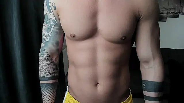 Richarddarell1 online show from April 2, 2026, 5:47 am