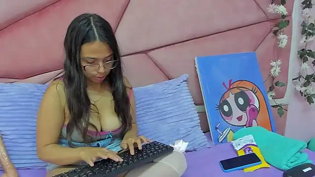 Snapshot of ValerySweety chatting on November 4, 2025, 3:32 am ValerySweety online show from November 4, 2025, 3:32 am