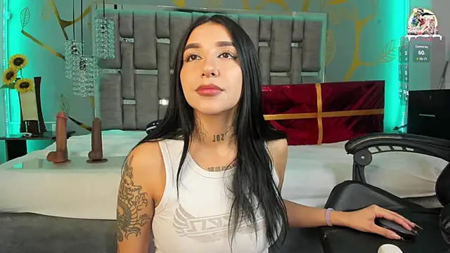 Snapshot of Leiaa_ chatting on December 27, 2024, 5:31 am Leiaa online show from December 27, 2024, 5:31 am